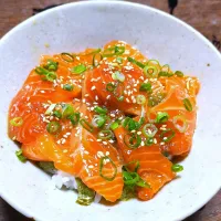 サーモン丼|空琉さん