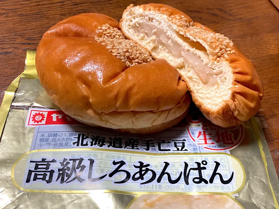 しろあんぱん|はっちぃさん