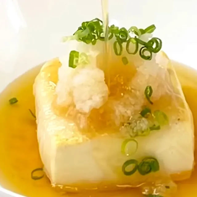 Snapdishの料理・レシピ写真:揚出し豆腐風｜今どきのライスペーパー料理８選♪