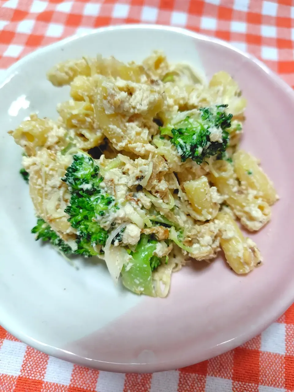 豆腐とおかかのマカロニサラダ|藤さんちのごはんさん