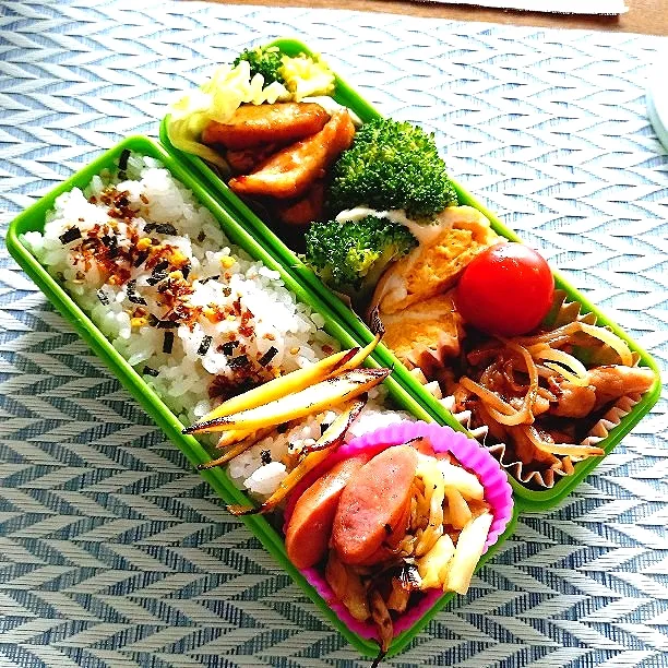 生姜焼きと鶏チリなお弁当|Reikoさん