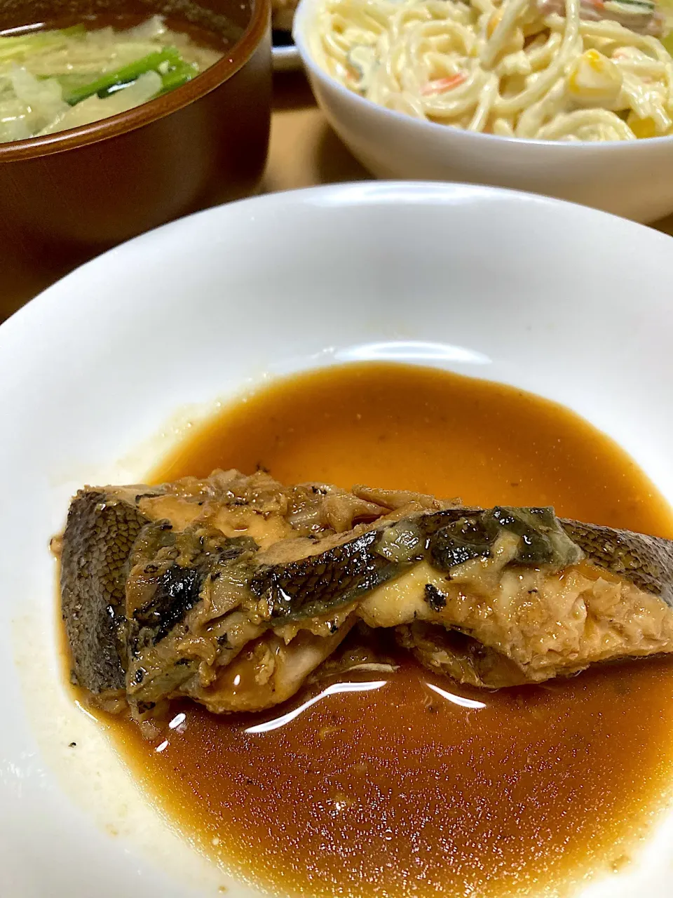 単身赴任中の男飯(カレイの煮付け)|おおもりの星さん