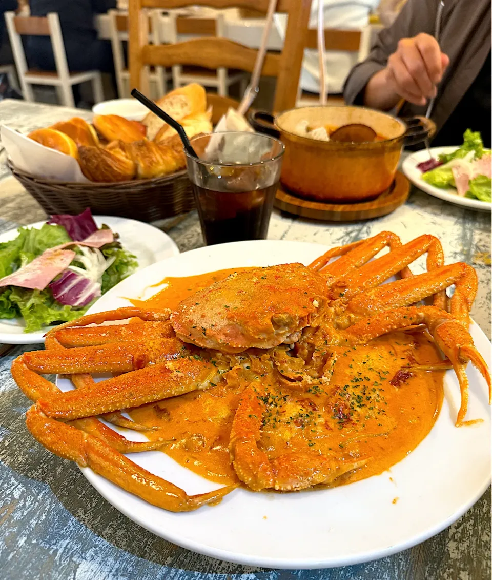 🦀北海道産ズワイガーのトマトクリームパスタ|ゆかりさん