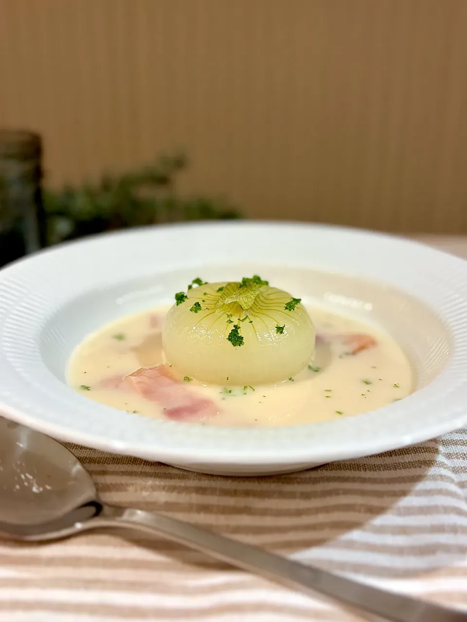 新玉ねぎのミルク糀煮？|akikoさん