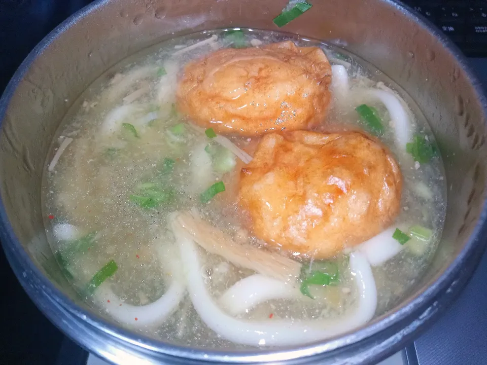みぞれ仕立てのなめ茸と肉そぼろ入りとろみ付き魚河岸揚げうどん|darkbaronさん