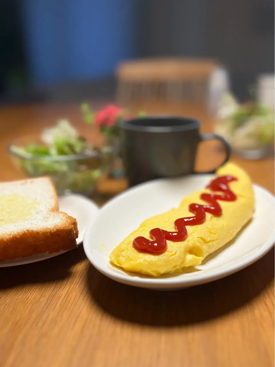 2/29の朝食　米粉トーストとプレーンオムレツ|yoneさん