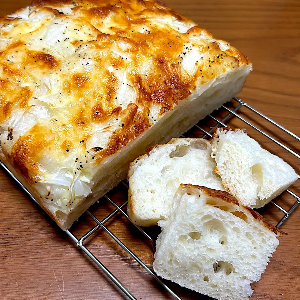 新玉ねぎとチーズのもちもちフォカッチャ|柚子きりかさん