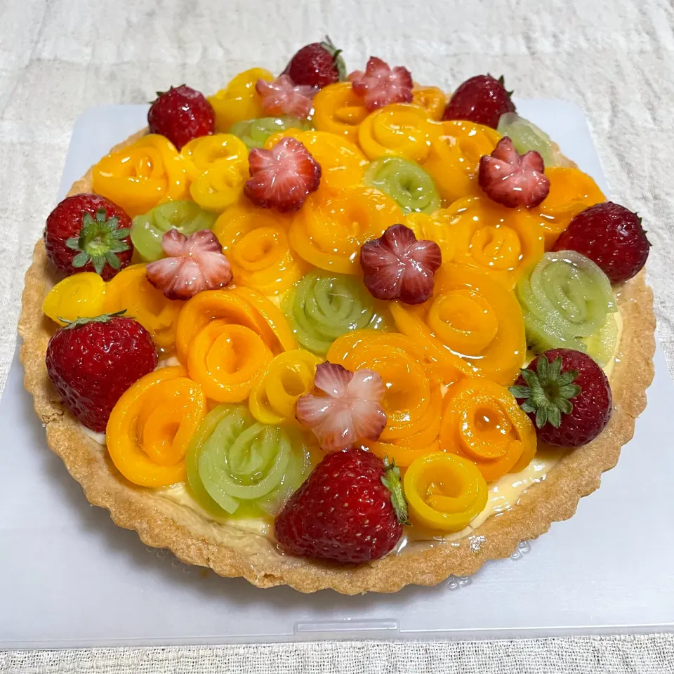 フルーツタルト🍓🍑🥝|🍒みぃ🍒さん