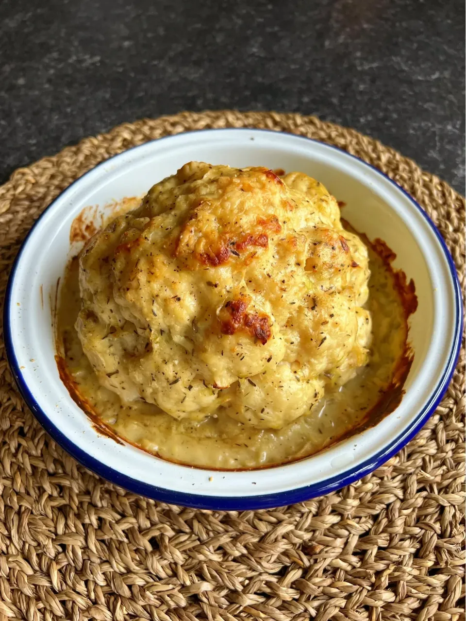 Easy Whole Roast Cauliflower Cheese|TheDelectableGardenさん