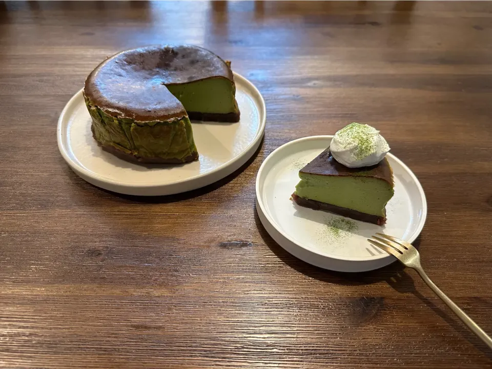 抹茶とこし餡のバスクチーズケーキ🍵🫘|aosuiさん