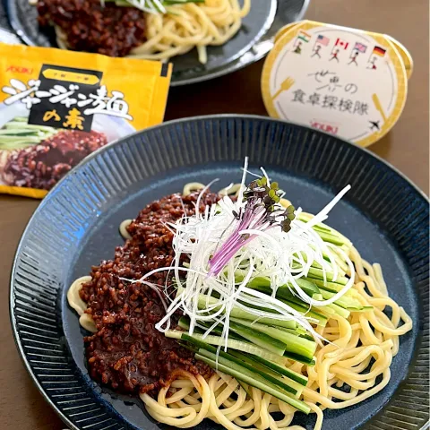 「ユウキ食品その他の商品」を使ってみたSnapdishの料理・レシピ写真:『世界の食卓探検隊』ジャージャー麺