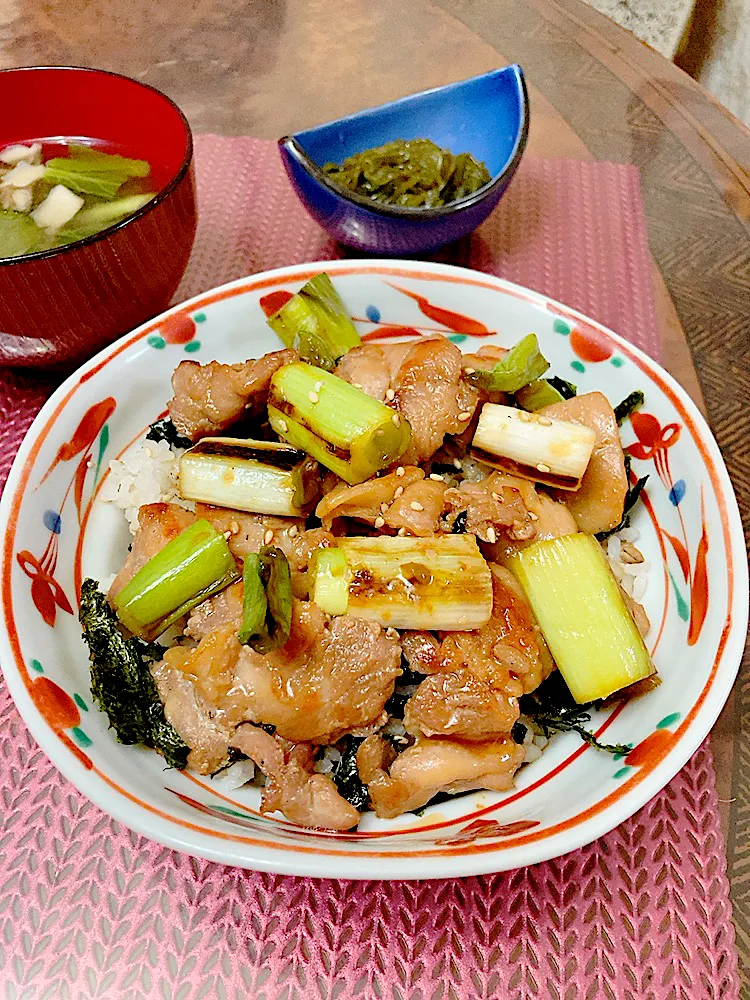焼き鳥丼|ショコラさん