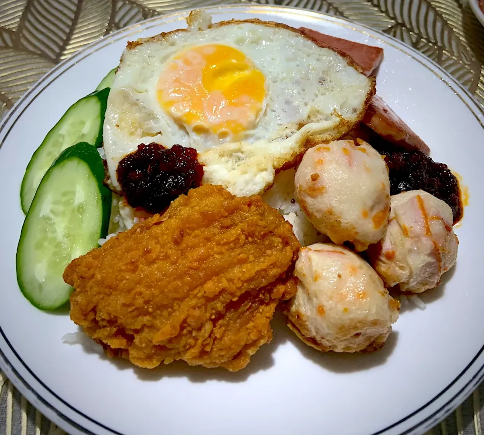 My nasi lemak set 😅|Ahnneさん