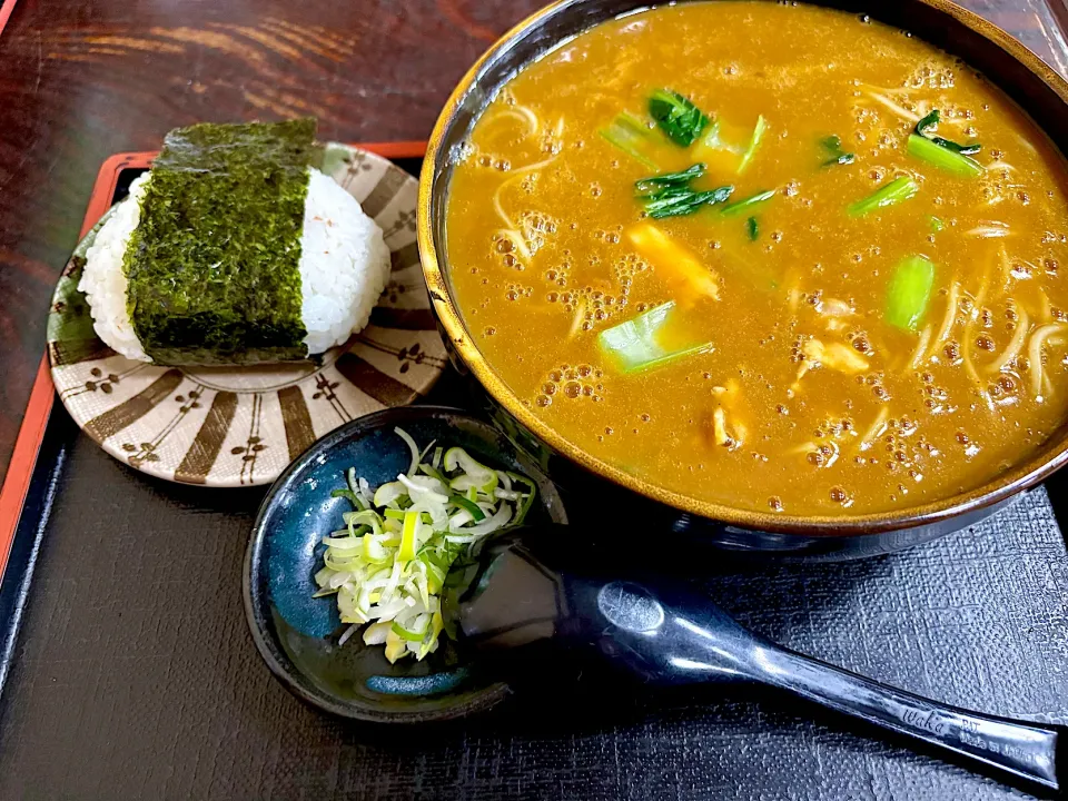 休日お昼ごはん~カレー南蛮蕎麦~|ゆかｕさん