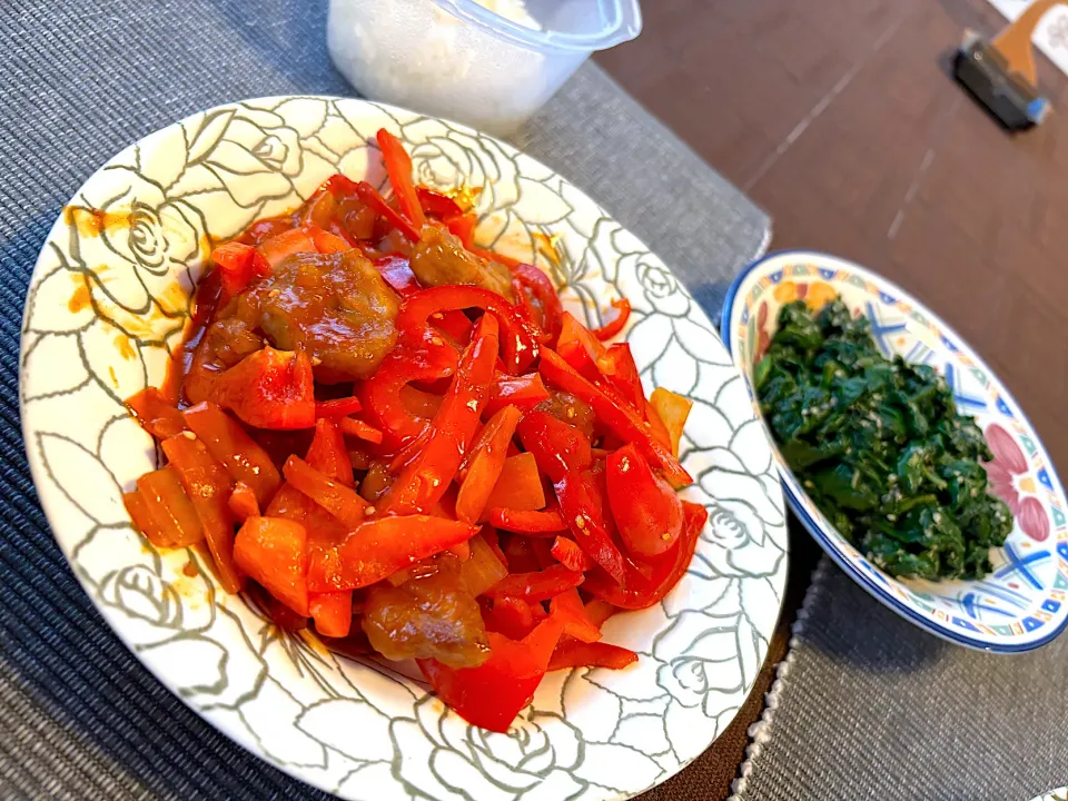 ヤンニョム炒め・ほうれん草の胡麻和え|きなこさん