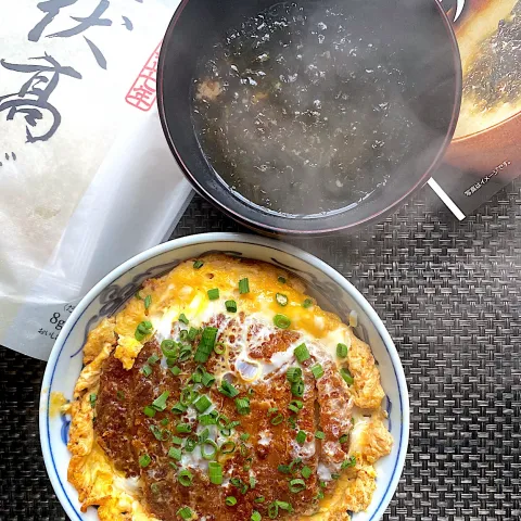 「伏髙監修 だしパック」を使ってみたSnapdishの料理・レシピ写真:伏高だしでハムカツ卵とじ丼