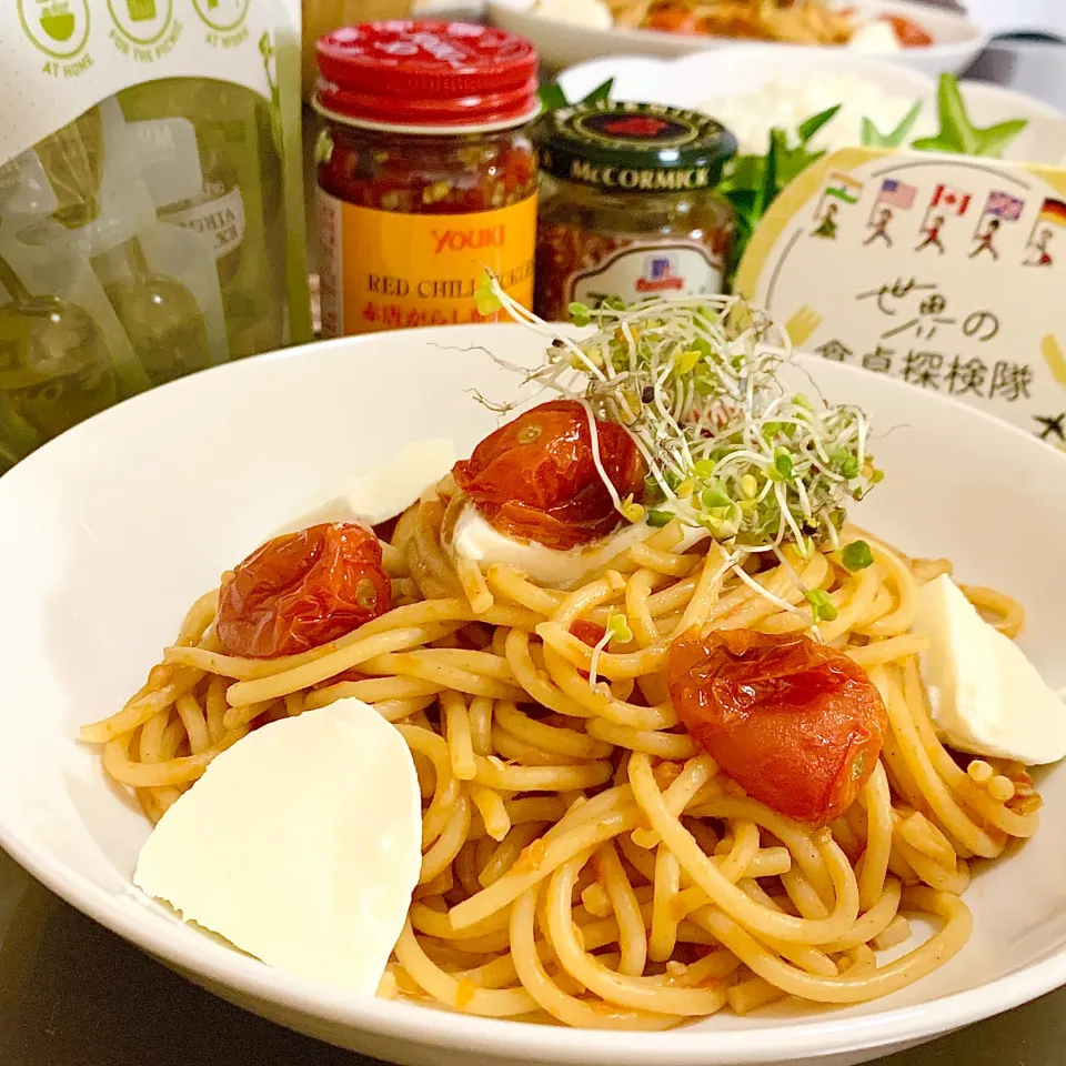 【🌏世界の食卓探検隊🧭】イタリア🇮🇹アラビアータ🍝|あやめもちもちさん