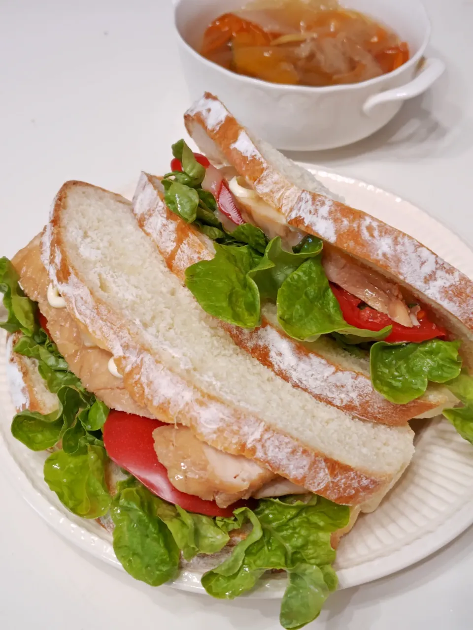 【スモークチキンサンド】|梨々香さん