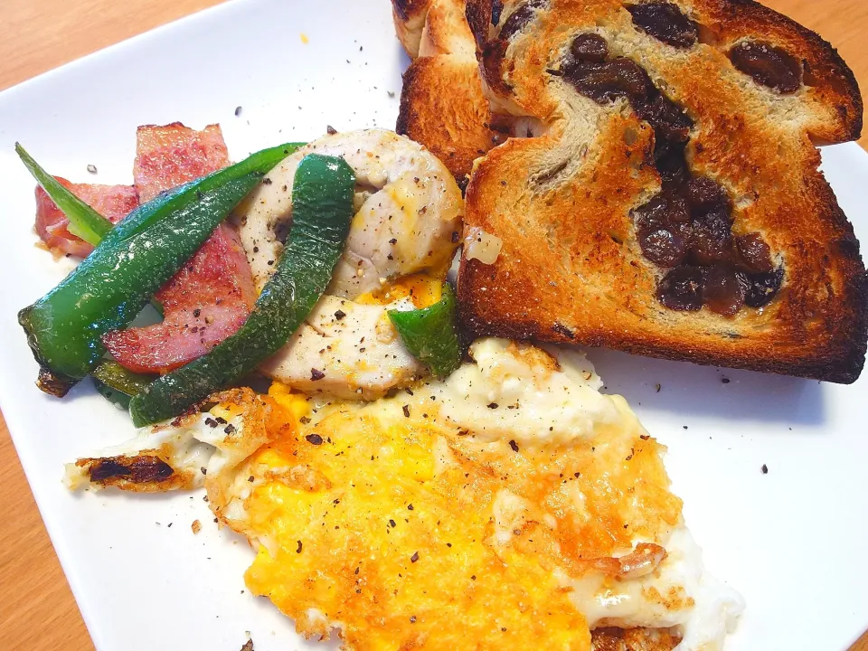 ピーマンとベーコンのソテー|cookingパパ五郎さん