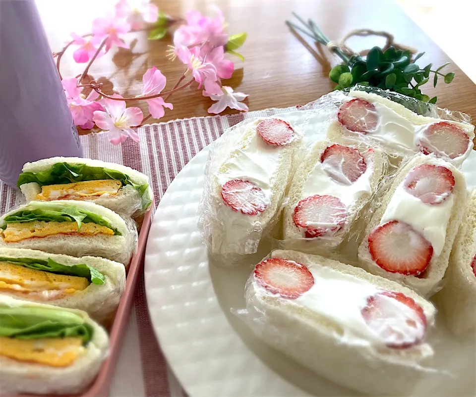 苺サンドと卵サンド|花🍀さん