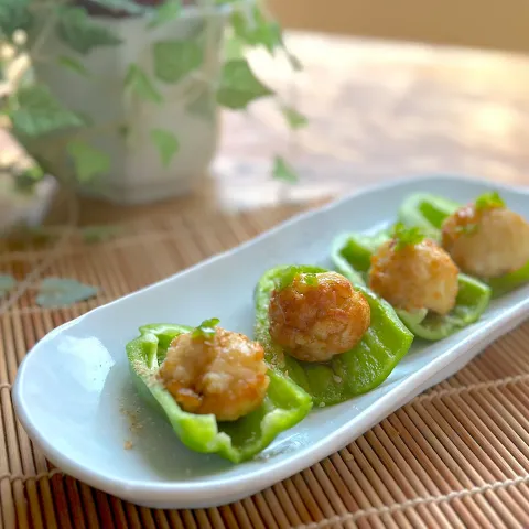 「鹿児島県産ピーマン」を使ってみたSnapdishの料理・レシピ写真:ピーマン居酒屋9皿目　ピーマンつくね