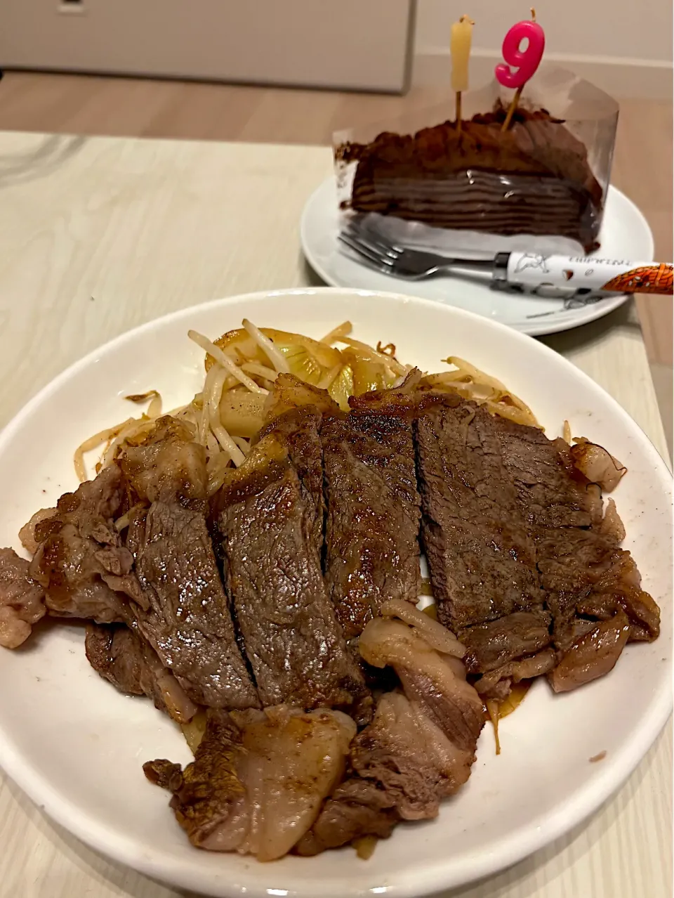息子くんの誕生日ディナー🍽️✨|こずりんさん