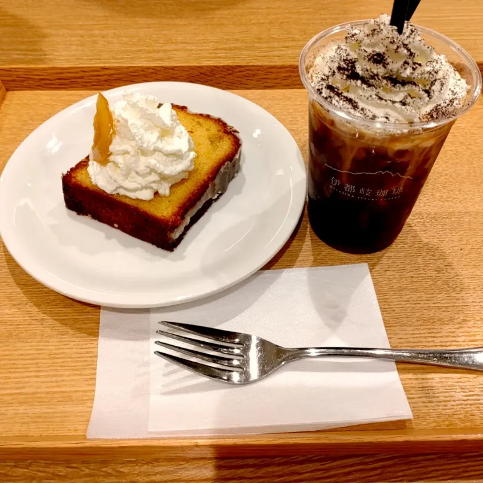 カフェモカとレモンケーキ|みりさん