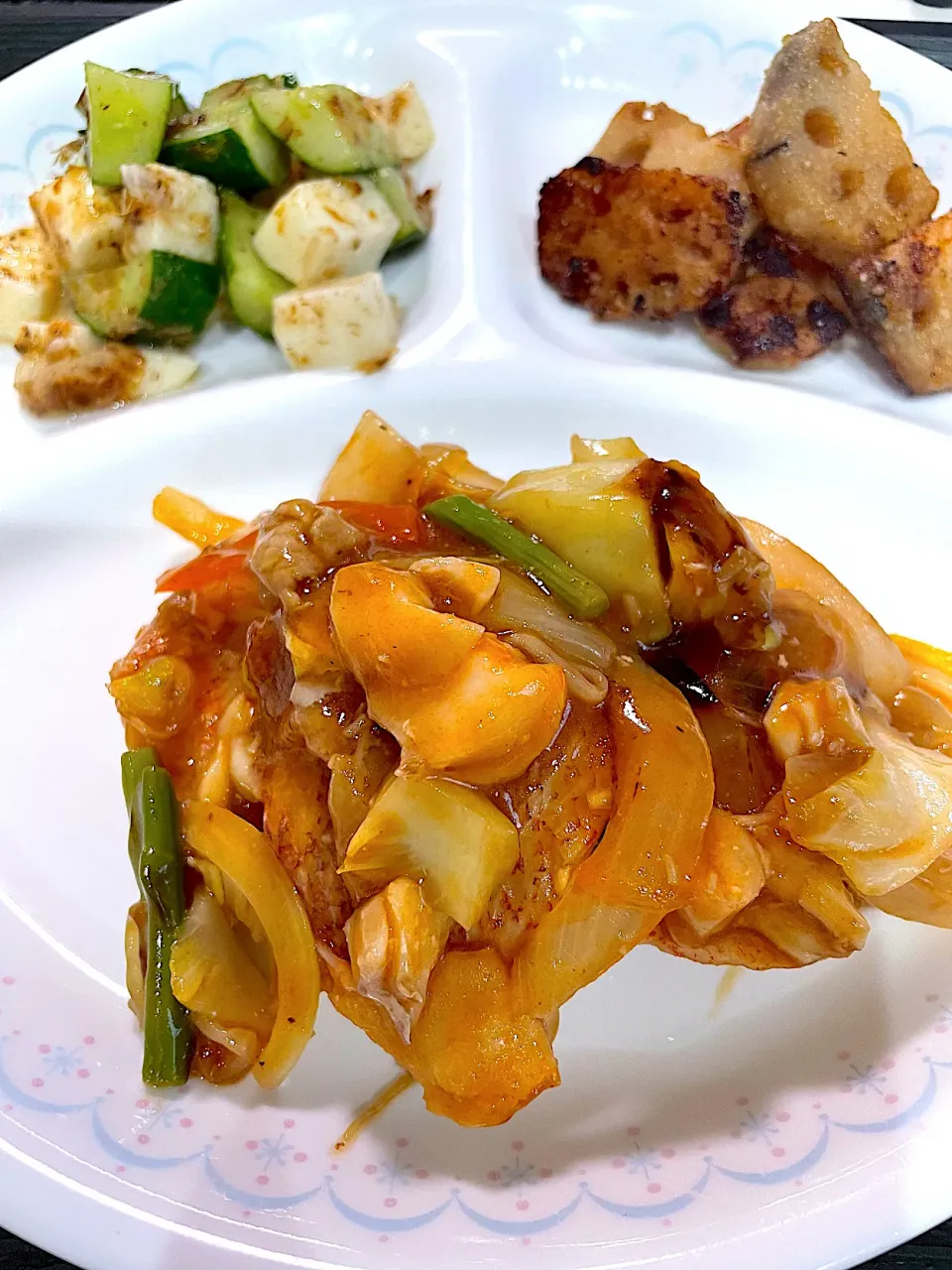 赤魚の野菜あんかけ、蓮根の甘辛焼き、山芋ときゅうりの浅漬けサラダ|caoさん