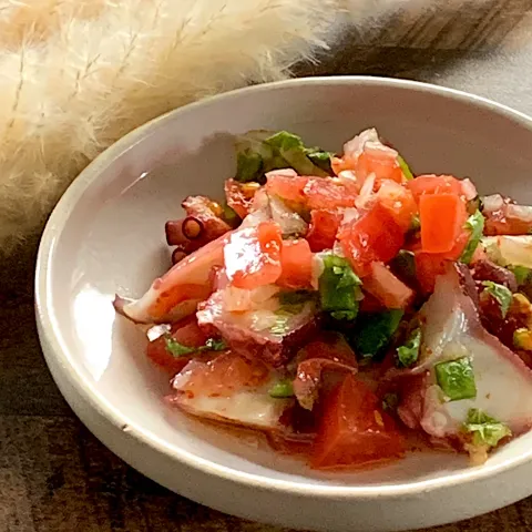 「鹿児島県産ピーマン」を使ってみたSnapdishの料理・レシピ写真:ピリ辛◎たこのサルサ