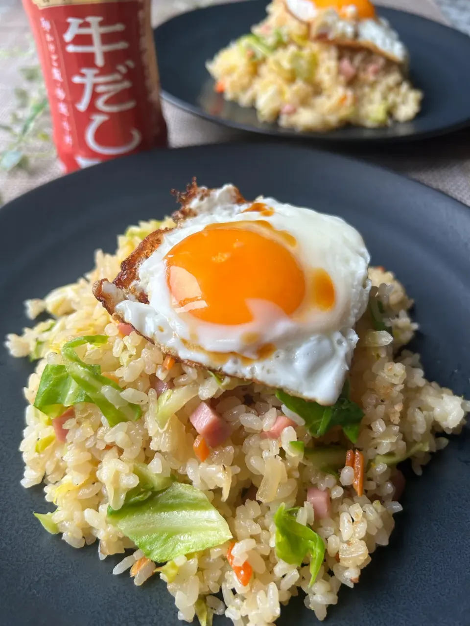 【ヤマサ香味だし醤油 醤湯(ジャンタン)牛だし】 de 角切りベーコンとキャベツのチャーハン|まなまな♡さん