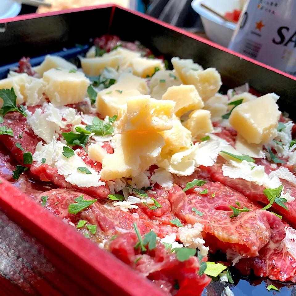 鹿児島黒牛A5(うちももの辺りの部位)差し入れは、カルパッチョで〜お花見弁当🌸|shikaさん