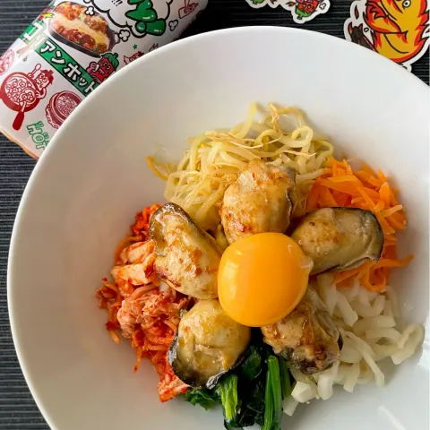 「ヤマサ 万能クッキングたれ Yummy! コリアンホット」を使ってみたSnapdishの料理・レシピ写真:牡蠣のビビンバ