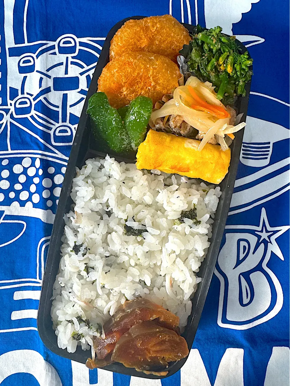 4月9日 桜舞い散る日の🌸お弁当🍱|sakuramochiさん