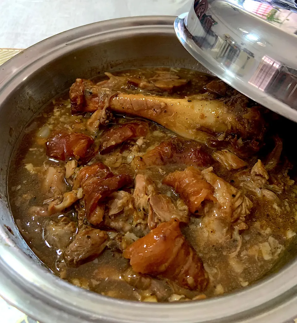 Lechon paksiw left over roast pork turn to stew|Ahnneさん