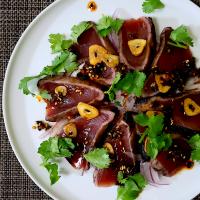 かおるさんの料理 カツオのたたき　豆豉ソース