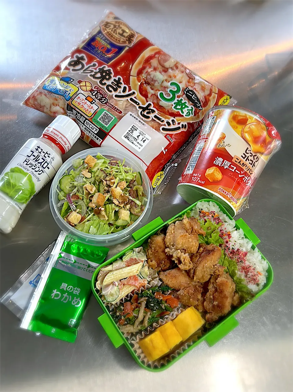 R7.4/10 𝚃𝚑𝚞.  ·͜·♡ピザ&唐揚げ弁当👨🏻‍🍳|hamakoさん