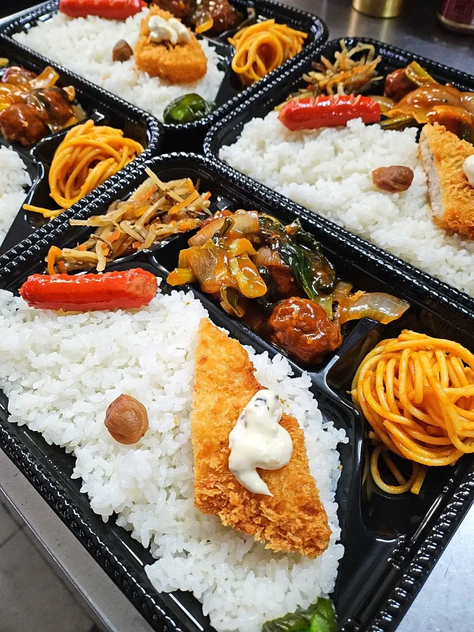 肉団子のチリソース弁当|景子さん