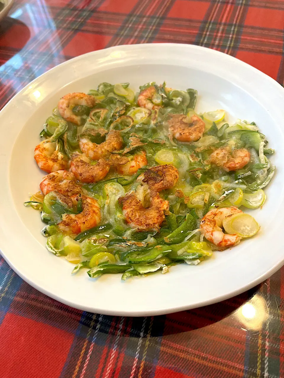 宮崎ピーマン🫑でエビお好み焼き🦐|ことはさん