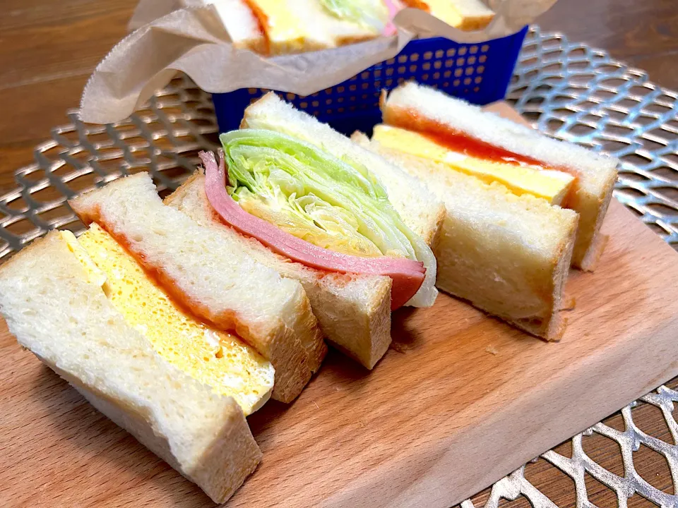 手作りパンで厚焼き卵サンドとハムチーズサンド|n_nさん
