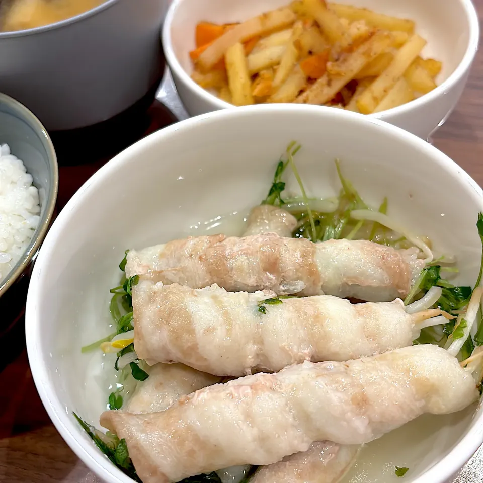 4/11 豆苗ともやしの肉巻き|chiiiiikaさん