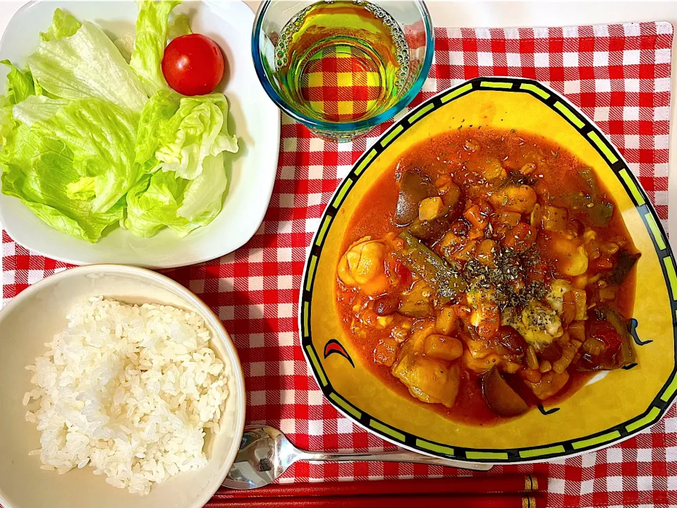 キャンベル缶で🌟チキンのトマト煮🍅|リヒトさん