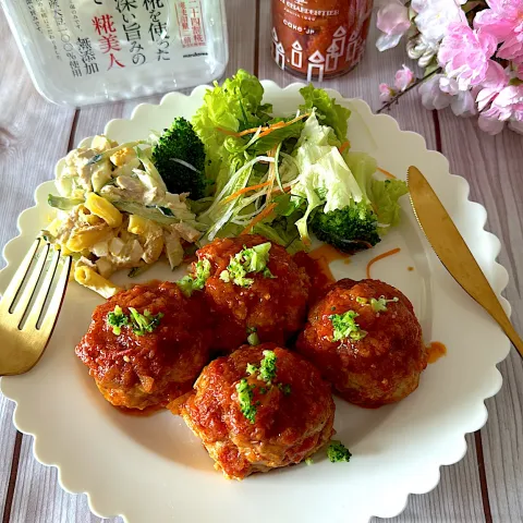 「プラス糀 生みそ 糀美人なめらか」を使ってみたSnapdishの料理・レシピ写真:みずほさんの料理 トマト味噌のハンバーグソース