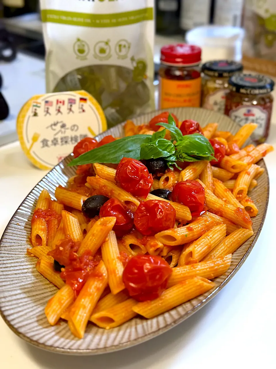 『世界の食卓探検隊』ペンネでアラビアータ🍝|由美さん