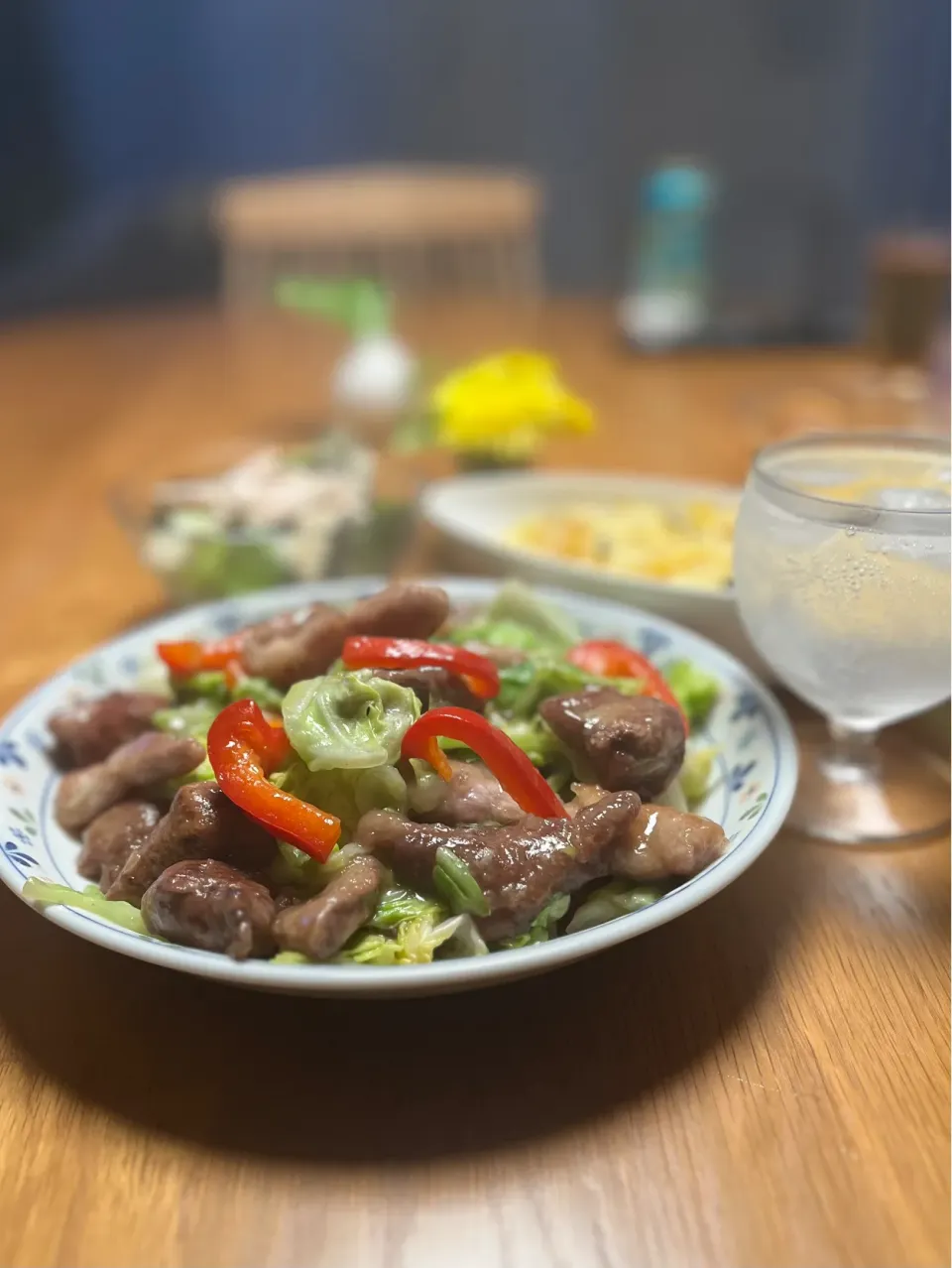4/13の夕食　肉野菜塩炒め|yoneさん