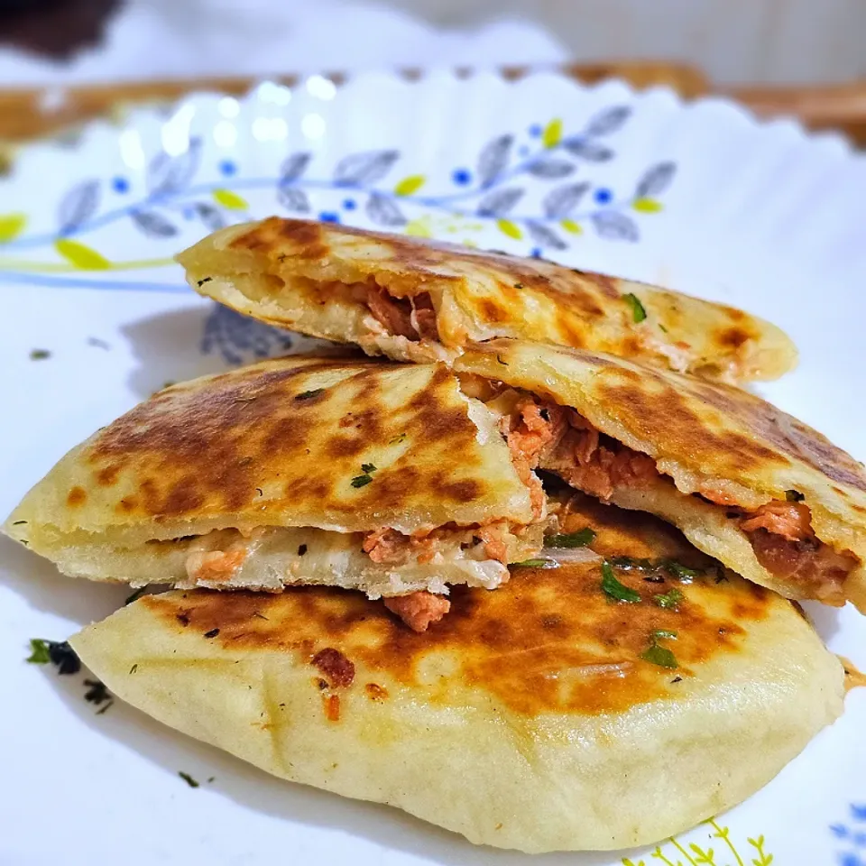 Chicken cheese Naan|Sabrina R.さん