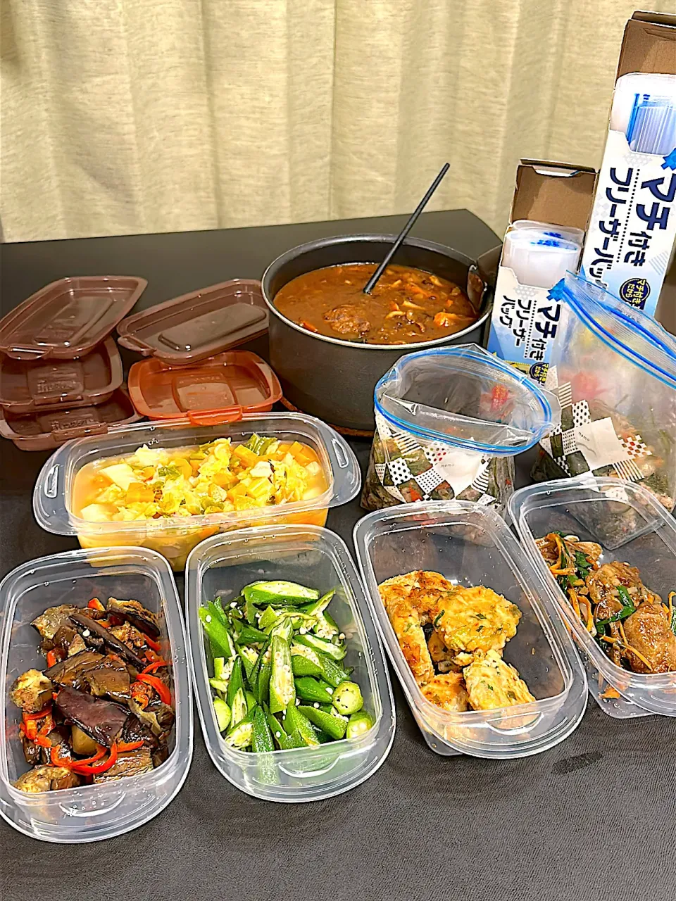 お弁当おかず準備の図|らぴすらずり(らぴ)さん