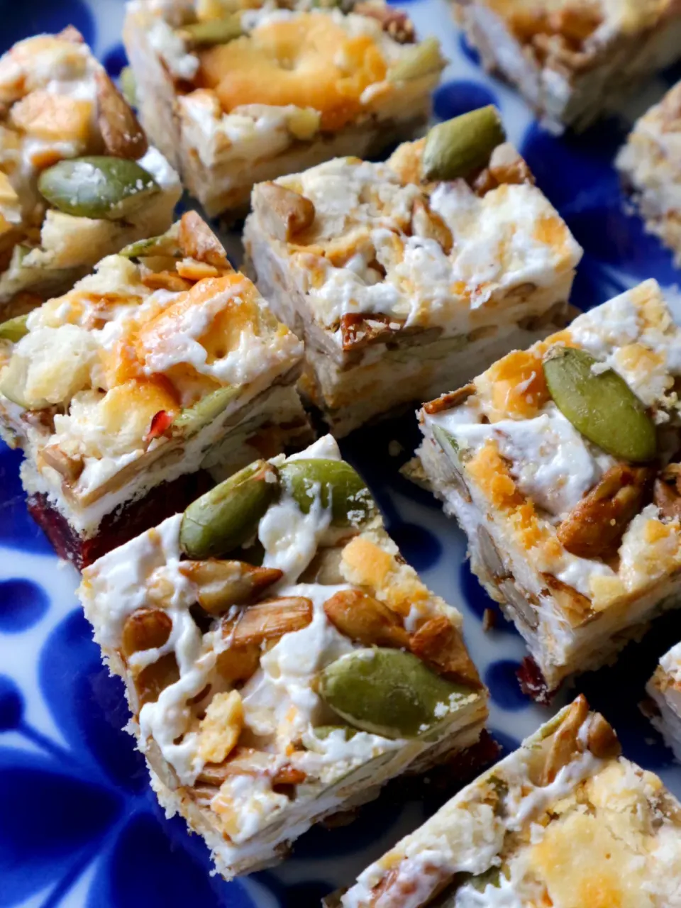 災害用のクラッカーをもらったので|tamiさん