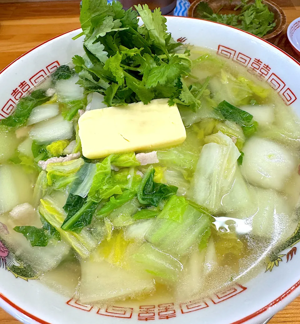 たんめん　パクチーとバタートッピング|流線形さん