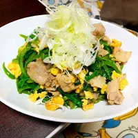 豚肉とピーマンのネギ塩炒め　炒り卵入り|けいーチャンさん