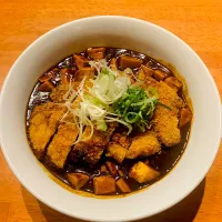 カツカレー麻婆麺|けいーチャンさん